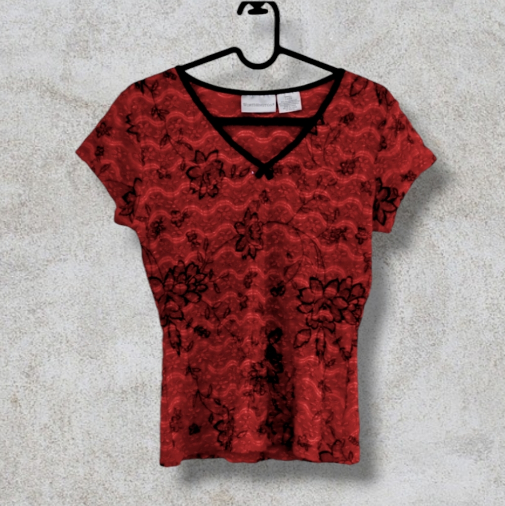 Vintage Asian inspired red top size small Y2K '90s